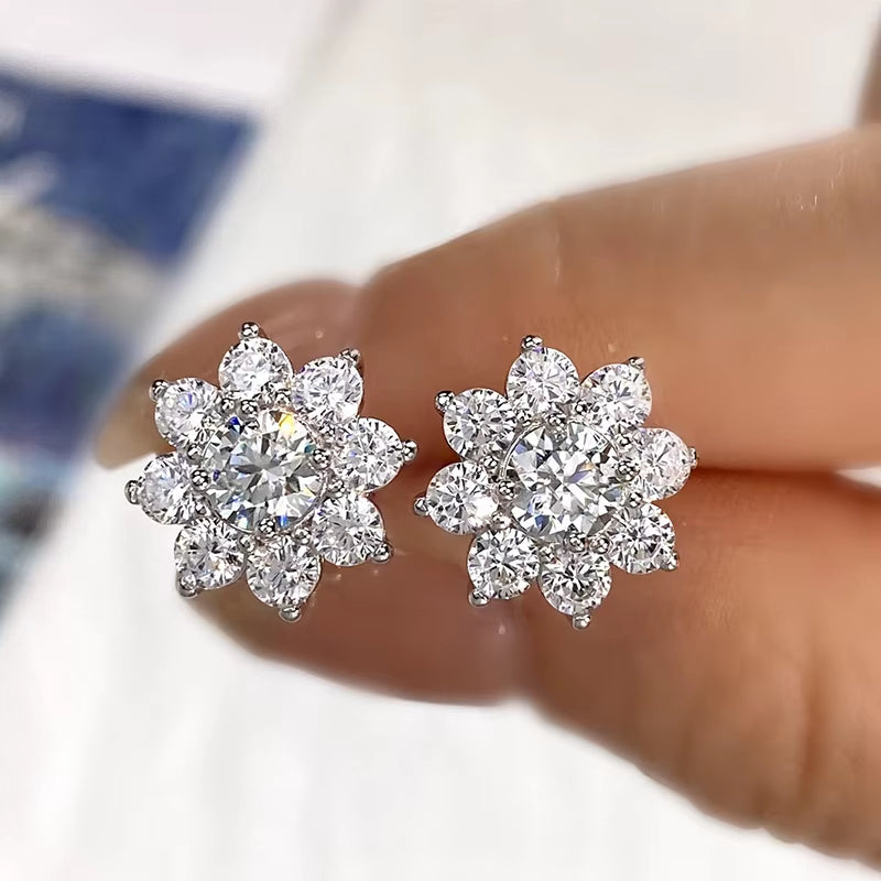 DW 0.5CT Moissanite Diamond Flower Stud Earrings for Women Real 925 Sterling Silver Solitaire Eternity Wedding Party Jewelry